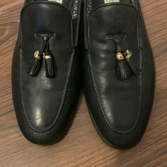 Vintage Gucci Black Leather Loafers with Tassels - Picture 2 of 12